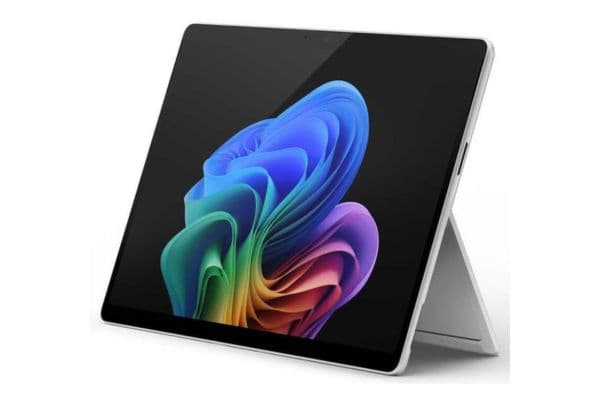 Microsoft Surface Pro 11, 13-inch, 32GB RAM, 1TB SSD, Wifi, Copilot+ PC, X Elite (OLED), Windows 11 Home, Platinum - 1
